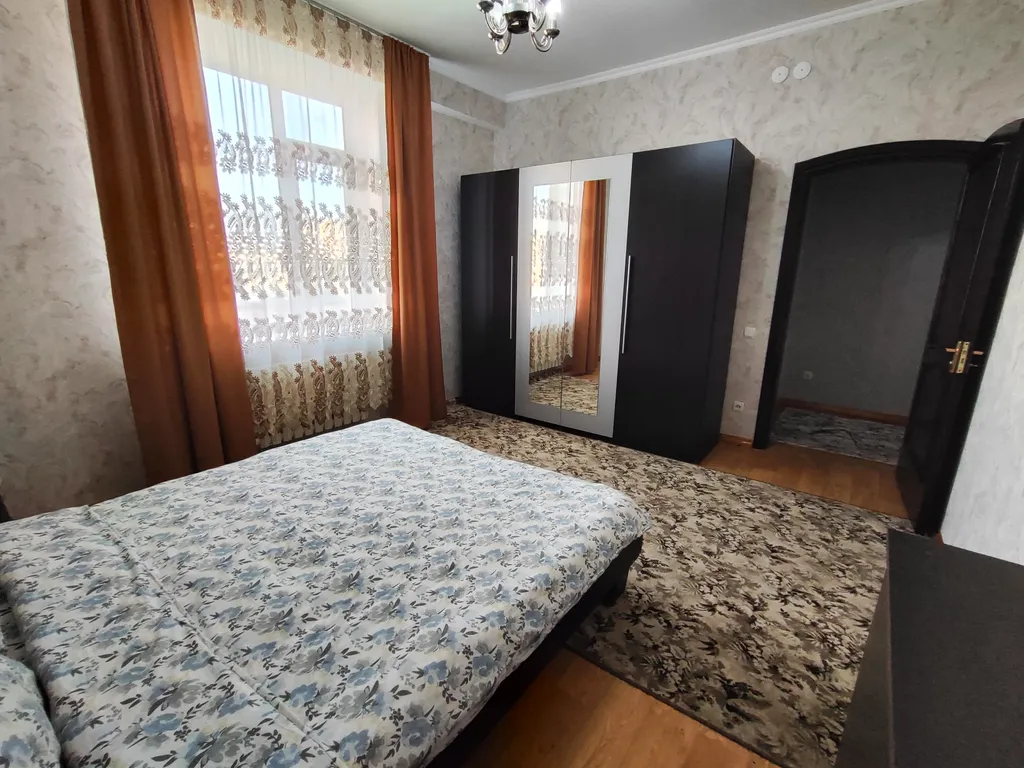 Просторные двухкомнатные апартаменты в центре филармония