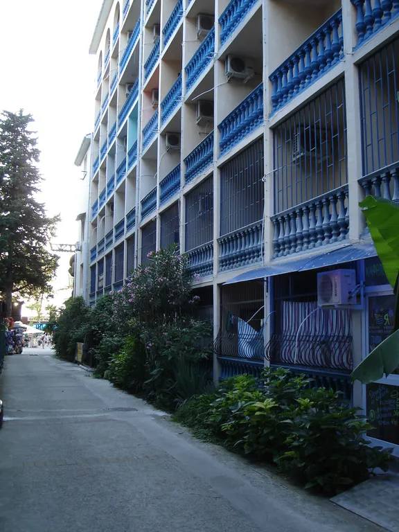 Морская Звезда к.3 - студия с 3-мя односпальными кроватями и лоджией