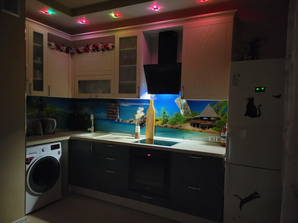 Уютная квартира, ТЦ Ясень