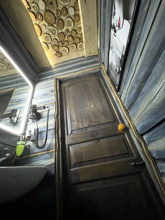 Дизайнерский коттедж из сруба