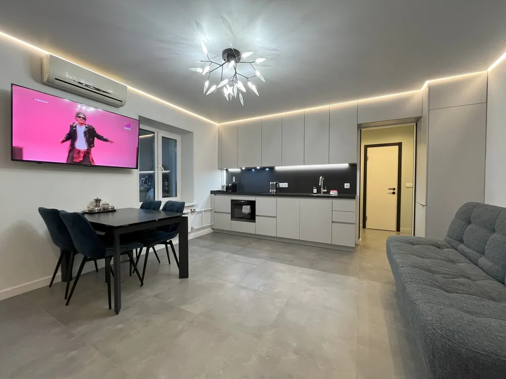 Квартира Арт-квартира с панорамным видом у метро ВДНХ — Москва