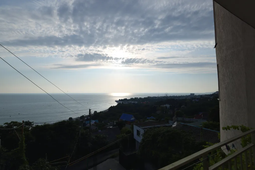 Квартира Квартира Четырехместный номер люкс с доп. местом и балконом с видом на море — Лазаревское