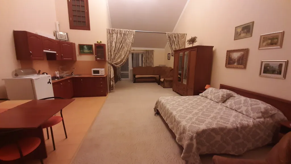 Квартира Апартаменты на берегу Чёрного моря. — аренда посуточно в Орджоникидзе