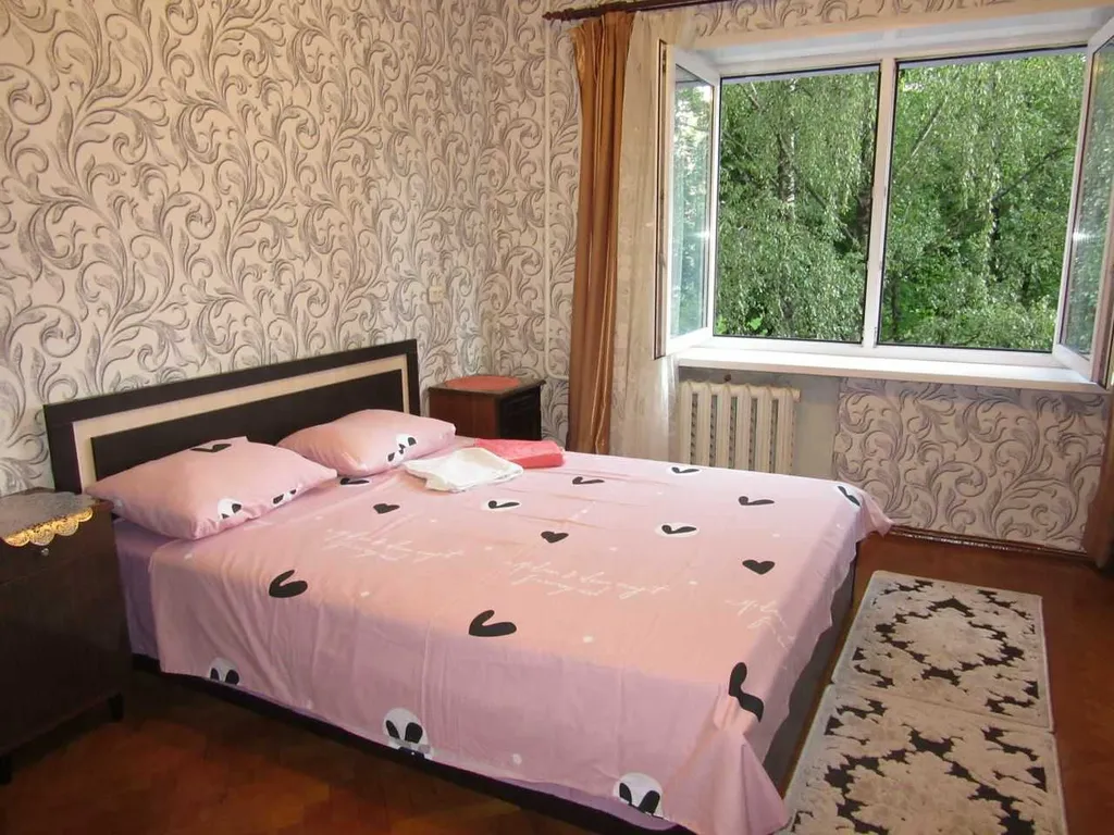 Апартаменты Комаровский рынок