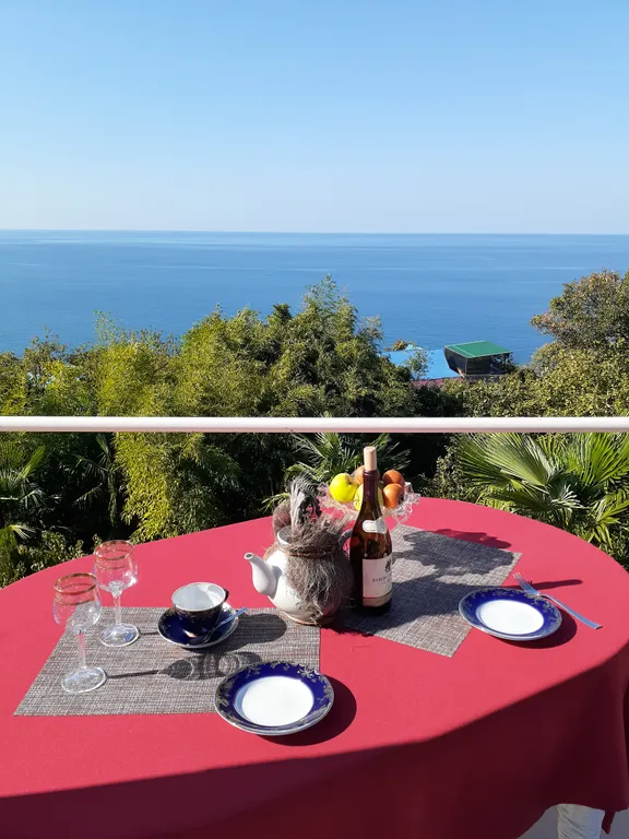 Коттедж Дом на море с уникальным интерьером — Зубова Щель