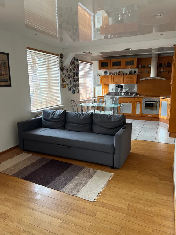 Просторная квартира в центре в 10 минутах до старого города