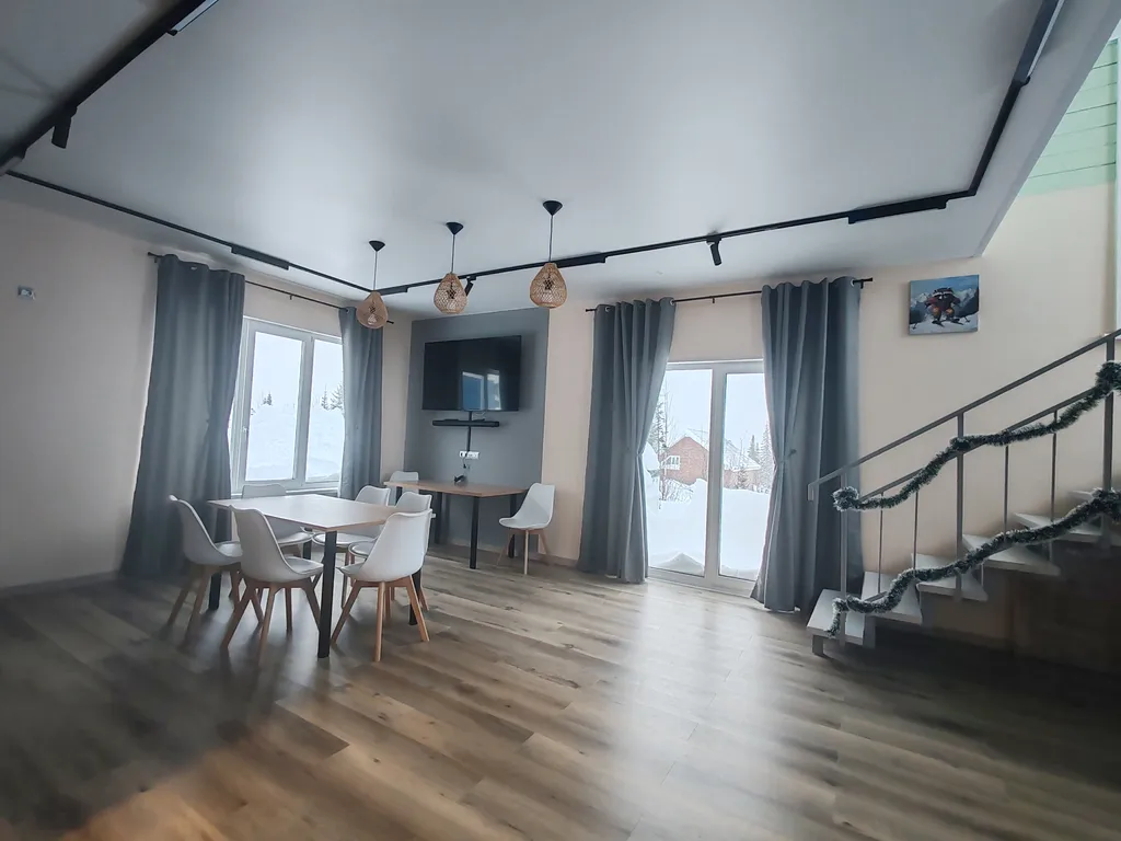 Дом с видом на горы