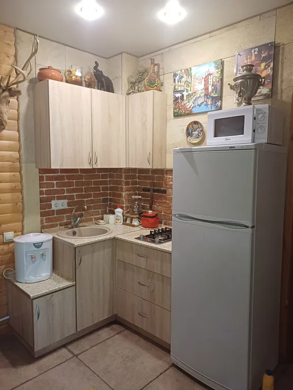 Домик с бассейном