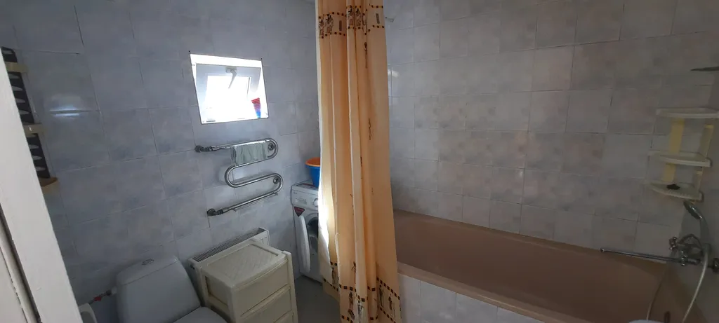 3к дом с двором в Евпатории