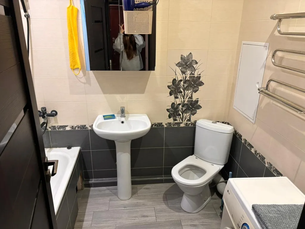 Квартира студия у гипермаркета Глобус