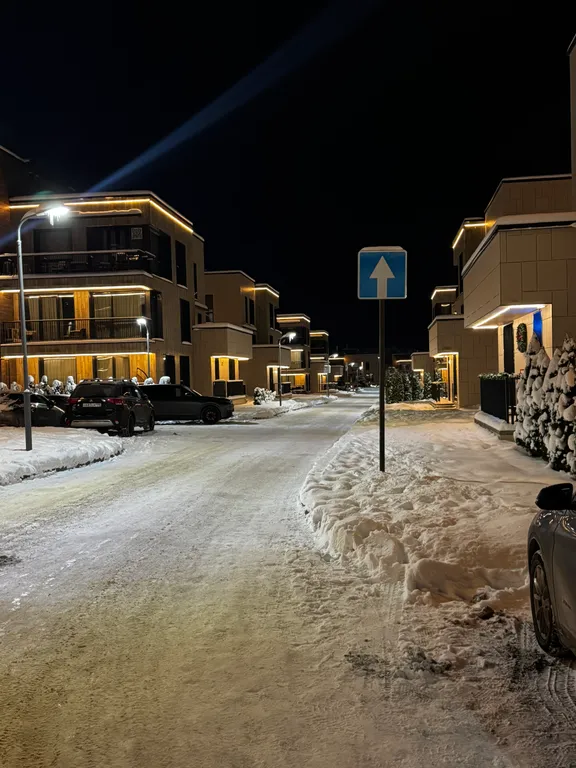 Стильные апартаменты с балконом