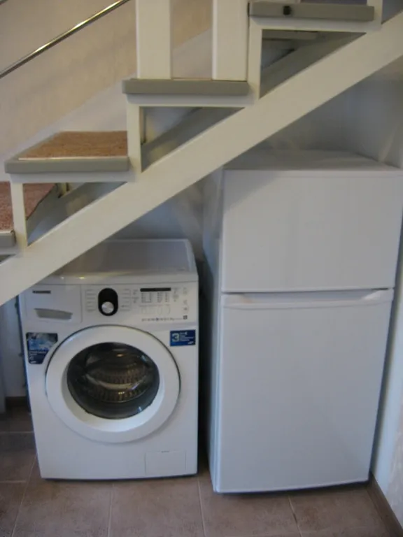 Коттедж Двухэтажный домик около набережной Ялты и Приморского пляжа — Ялта