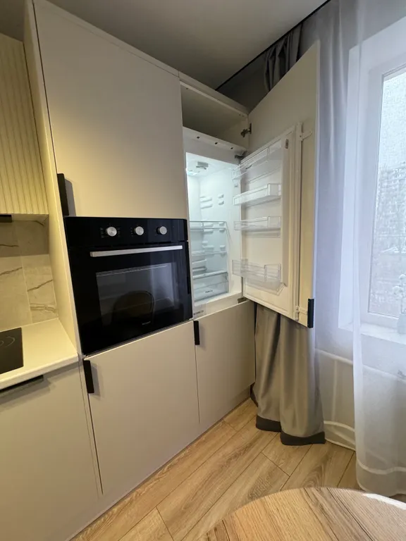 Квартира Квартира Три раздельные комнаты, новый ремонт — Москва