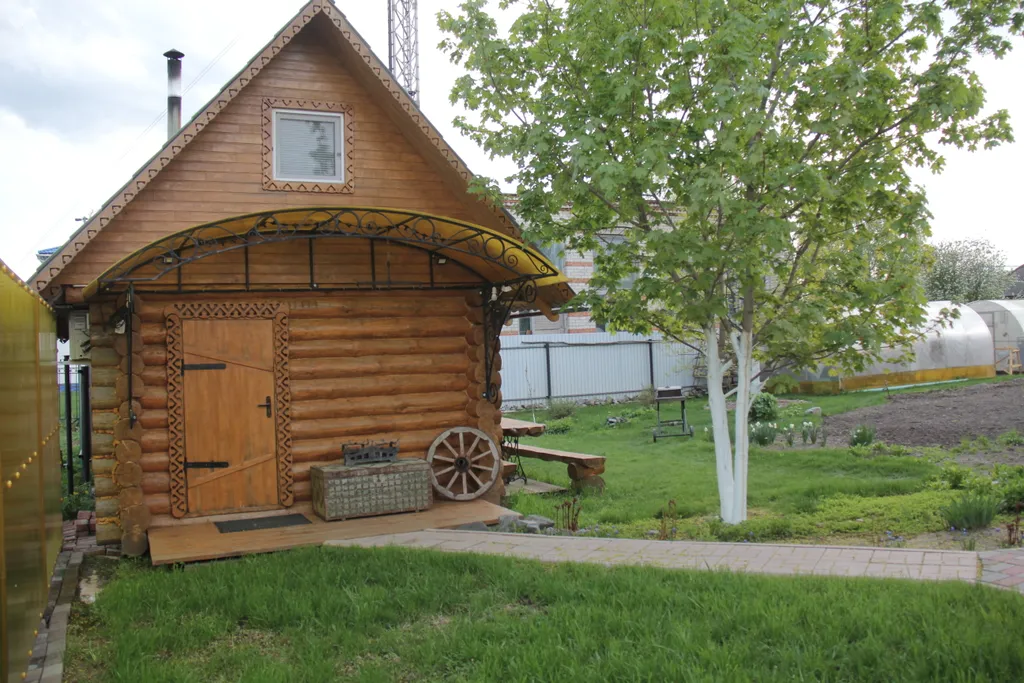 Уютный домик в центре с видом на монастырь