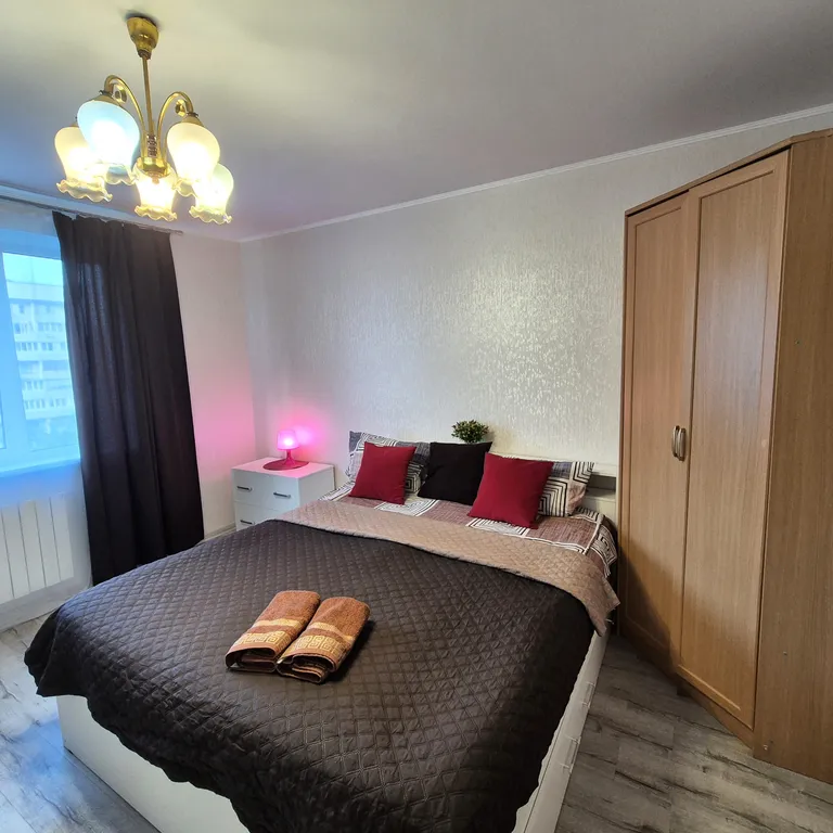 2 комн квартира в центре с 4 раздельными местами