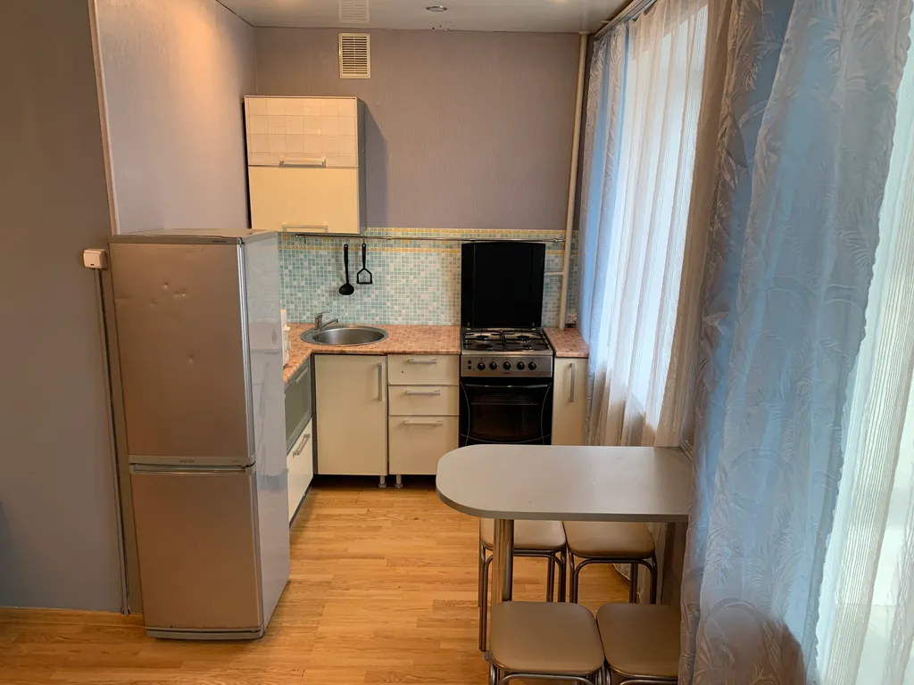 Квартира Квартира Студия с видом на оживленную улицу — Красноярск