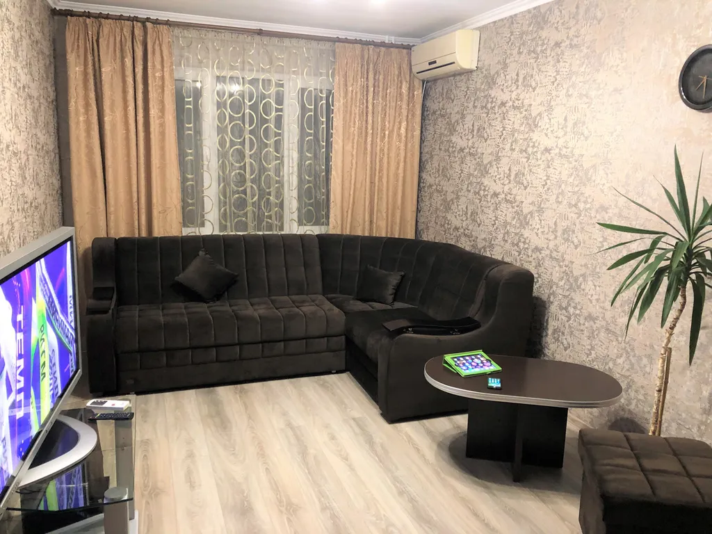 Уютная квартира для незабываемого отдыха на южном берегу Крыма с видом — аренда посуточно в Партенит