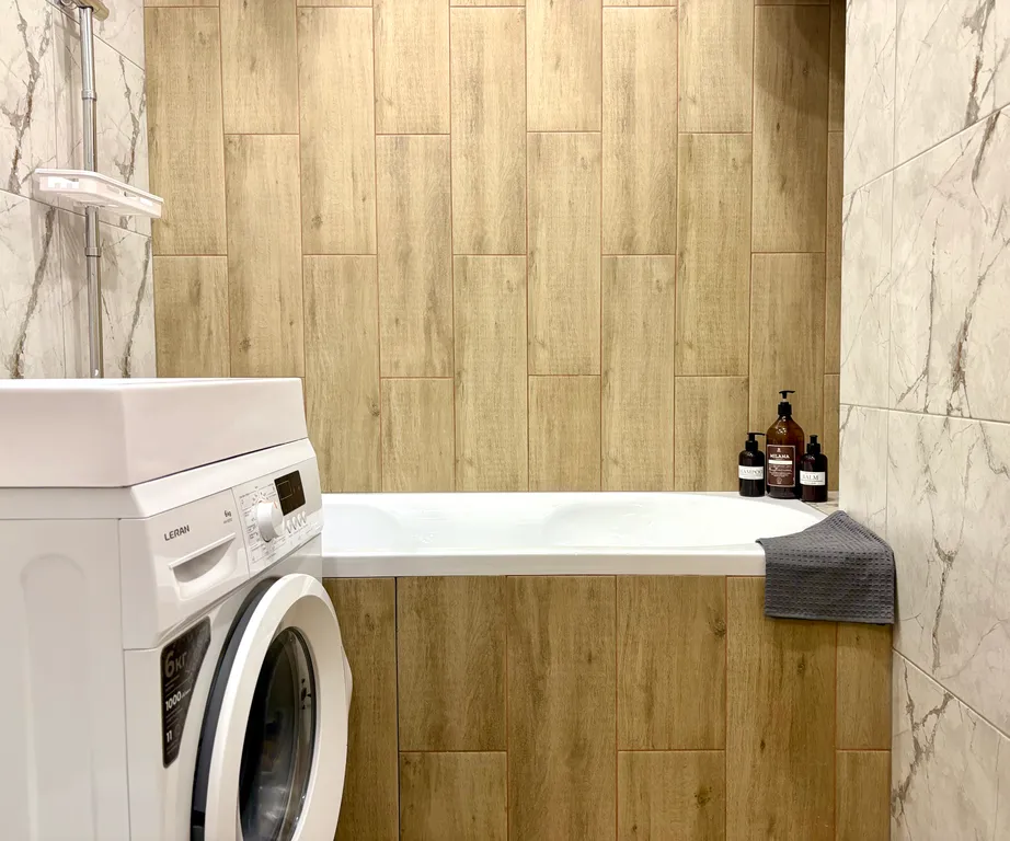 Светлая студия в новостройке на Южном с панорамными окнами