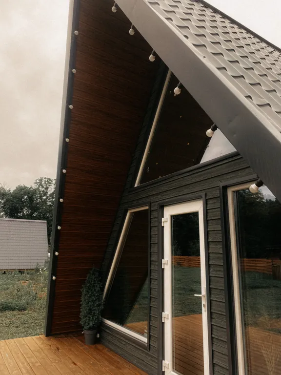 Коттедж Дом A-frame у подножья горы — аренда посуточно в Арсеньев