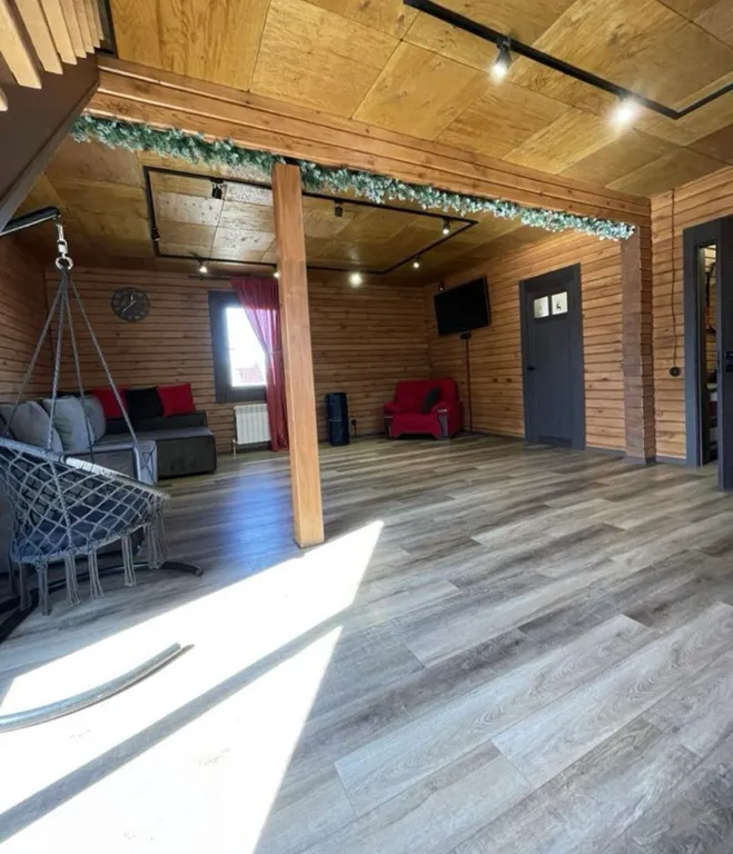 Уютный дом из дерева