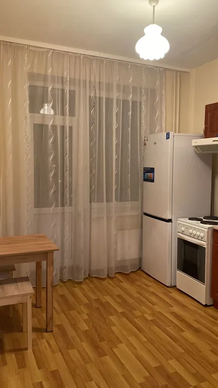 Квартира у аквапарка и Ледового дворца