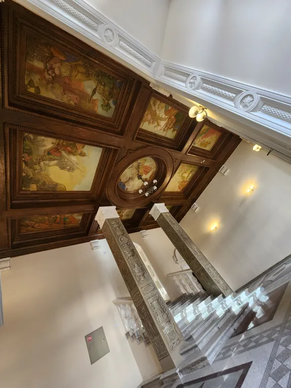 Уютная интерьерная комната в центре района Арбат