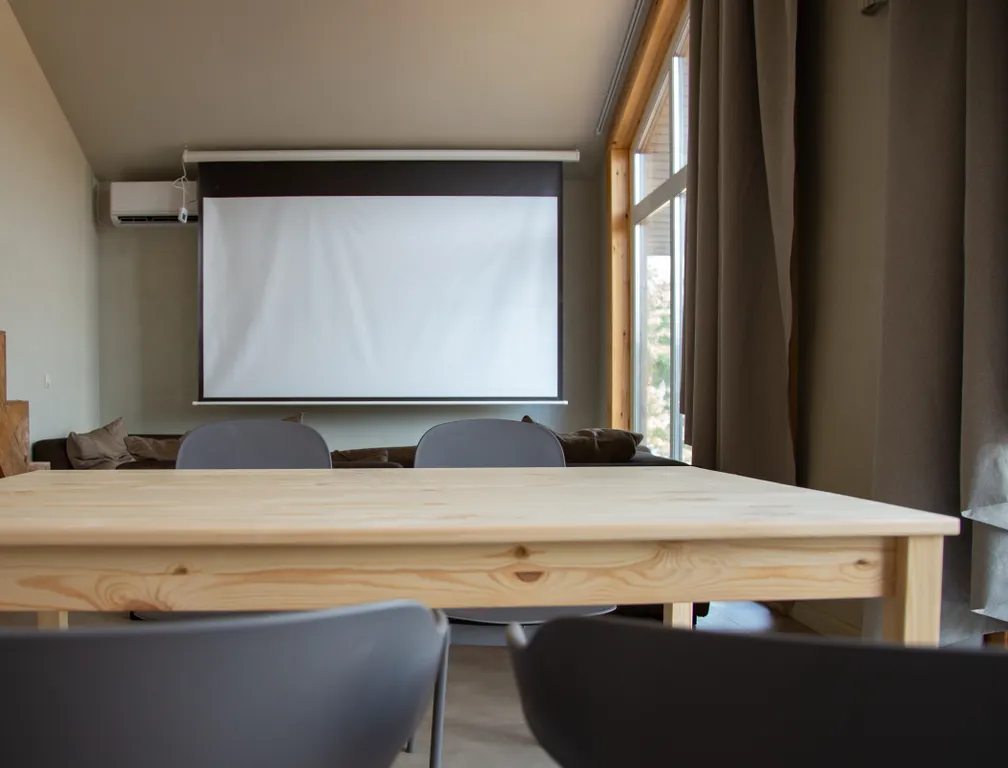 Коттедж с купелью рядом с морем