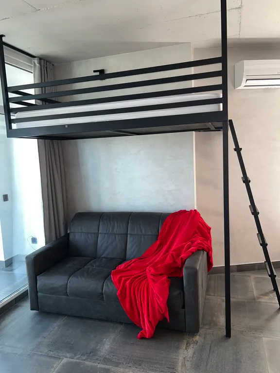 Лофт с видом на Волгу