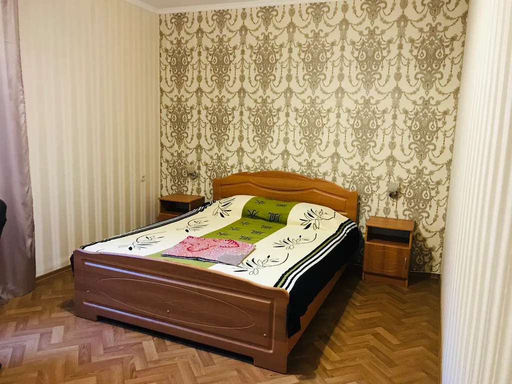 Коттедж Дом с беседкой — Судак