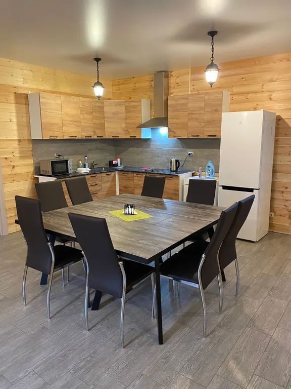 Дом на берегу озера