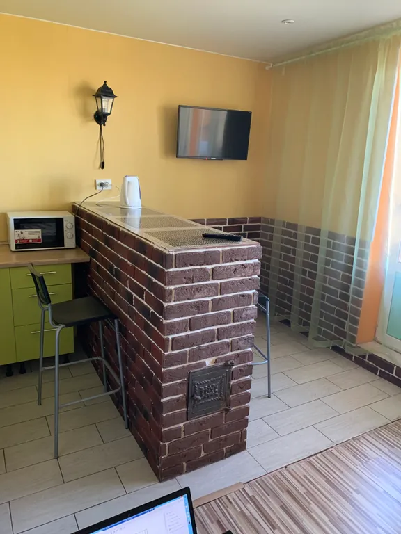 Квартира прямо у метро