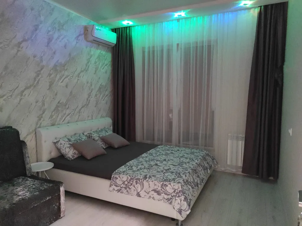 Современная 2-я большая квартира прямо на набережной с пляжем у дома