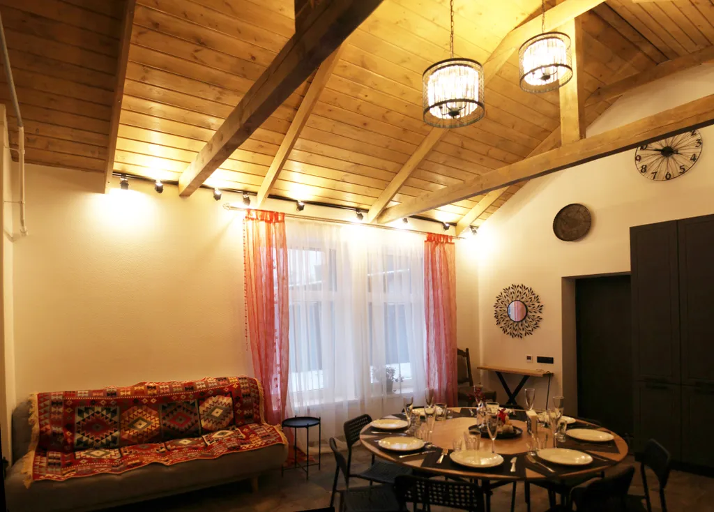 Касл руж - дом у Павловского парка