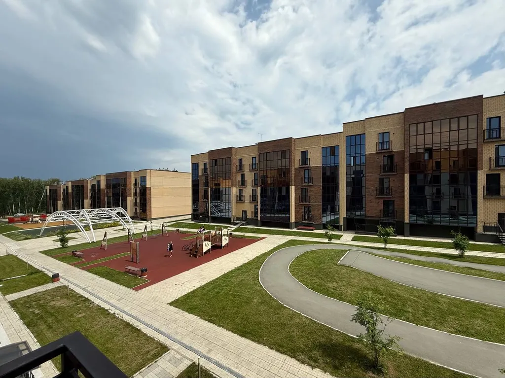 Просторная квартира в лесу в ЖК Свобода