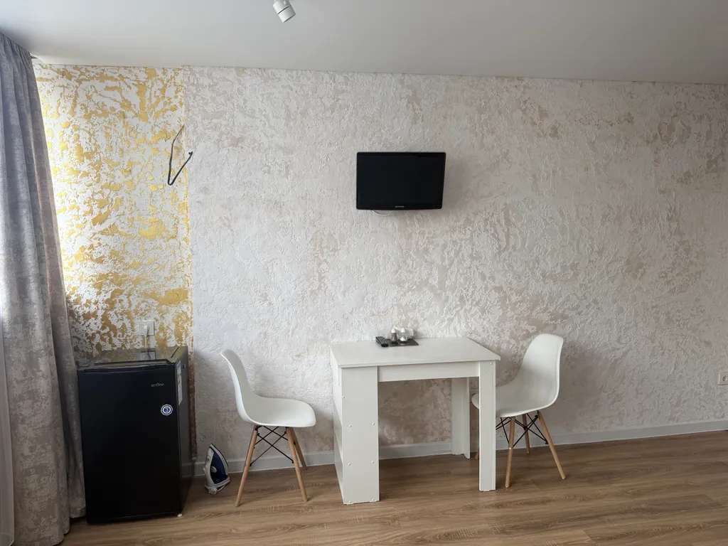 Уютная студия с дизайнерским ремонтом на конституции