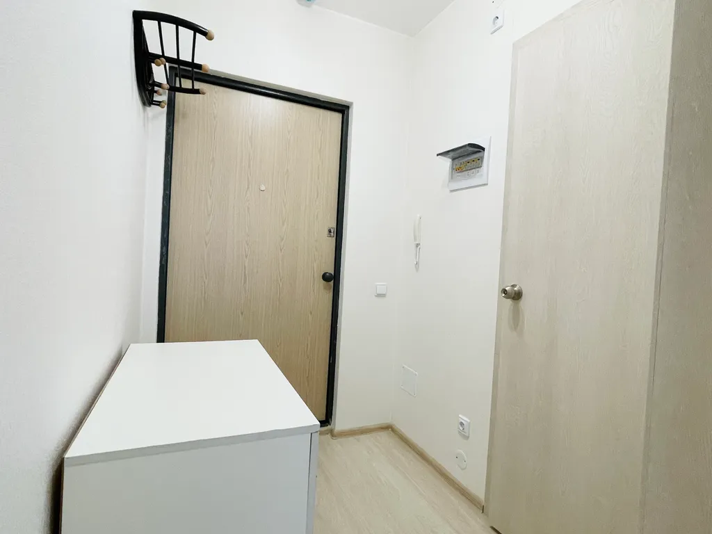 Студия в современном спальном районе