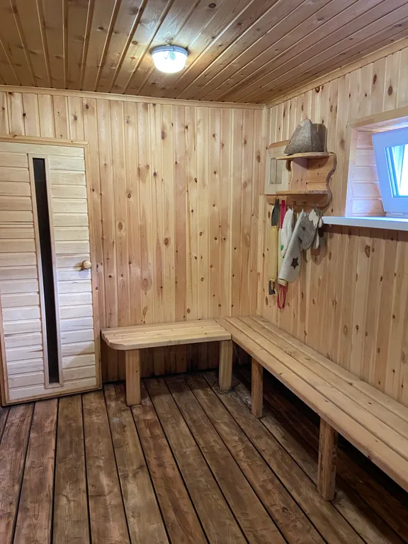 Уютный коттедж с камином