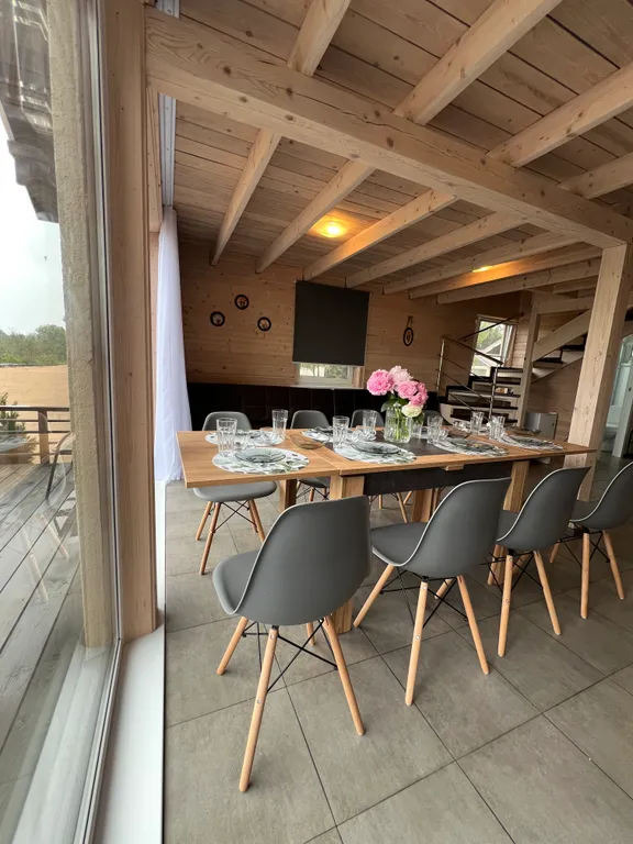 Коттедж Вилла с сауной на берегу и прямым видом на Правдинское озеро — Правдино