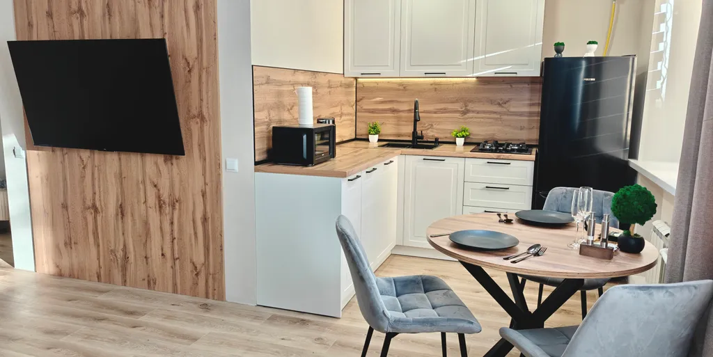 Двухкомнатная квартира с новым ремонтом в самом центре города