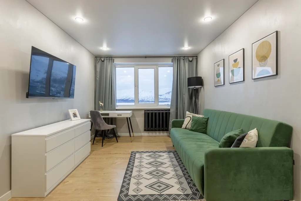 Просторная квартира с шикарным видом — аренда посуточно в Кировск