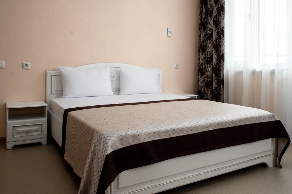 Квартира Люкс двухкомнатный с просторным балконом и видом на море — аренда посуточно в Ейск