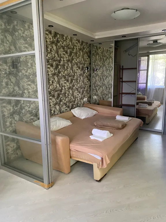 Квартира Просторная 2-комнатная квартира у моря в центре — Адлер