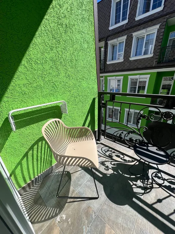 Уютный двухкомнатный апартамент в Сириусе на берегу моря