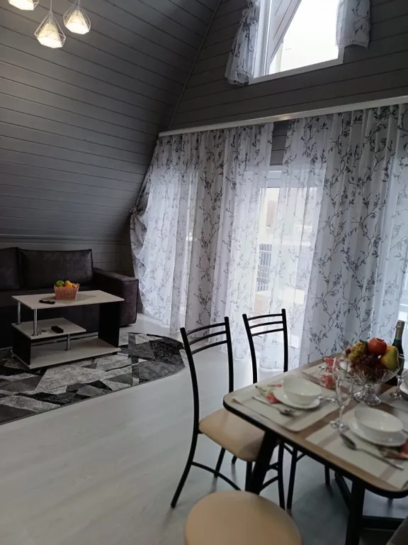 Коттедж Новый дом на берегу реки — Купанское