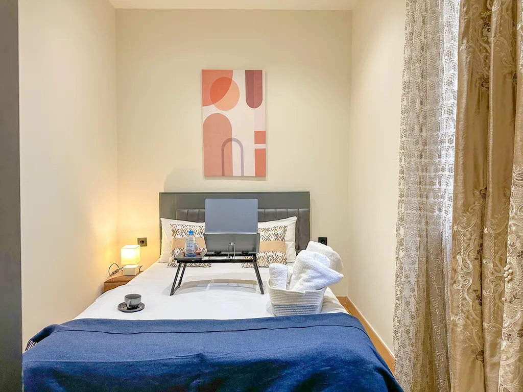 Three-room quiet corner