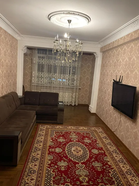 Квартира Квартира в самом центре города, через дорогу два пляжа, рядом с парками — Махачкала