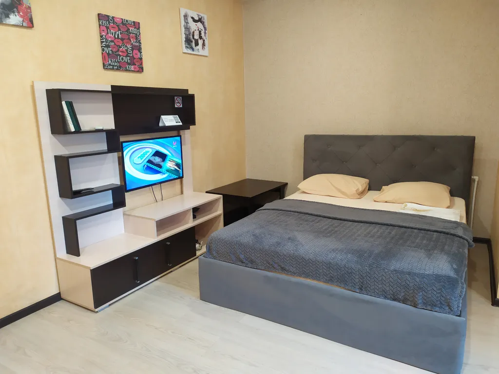 Квартира Чистая квартира в центре города около ж/д вокзала в элитном жк с бесплатной парковкой — Волгоград