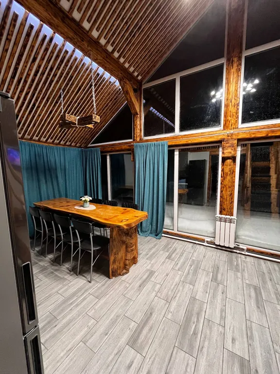 Домик №4 недалеко от подъёмника и других услуг курорта