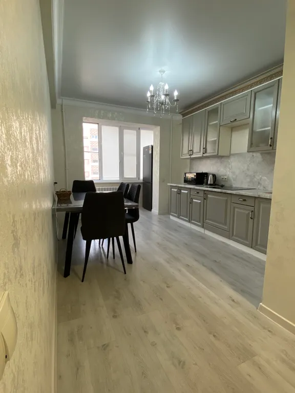 Абсолютно новая, уютная, большая, светлая квартира у моря