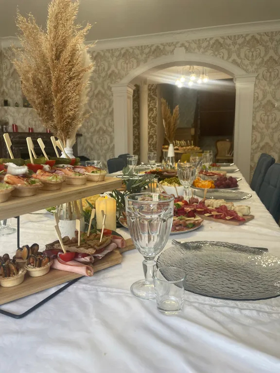 6-комнатный Дом